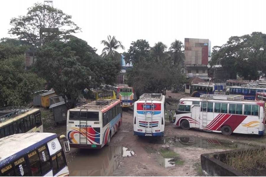 Bus, launch services remain suspended in Bhola