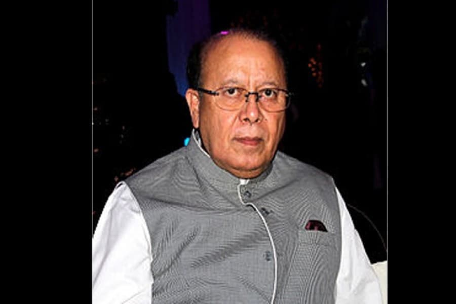 Former foreign minister Morshed Khan quits BNP