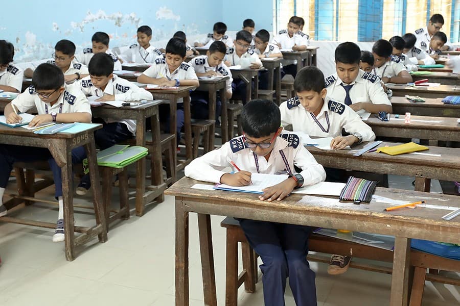 PEC, Ebtedayee exams begin across the country