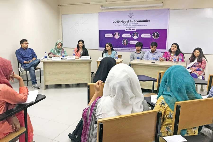 Students engage in poverty alleviation discourse