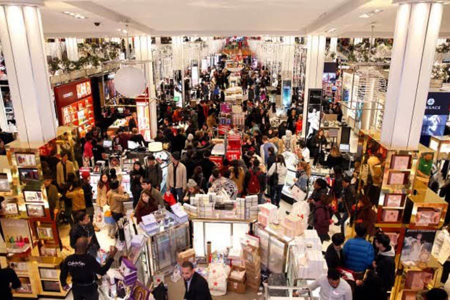 US online shoppers record spend $4.2b on Thanksgiving