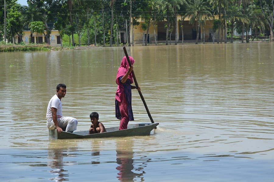 Floods predicted to uproot 50 million people a year as climate heats up