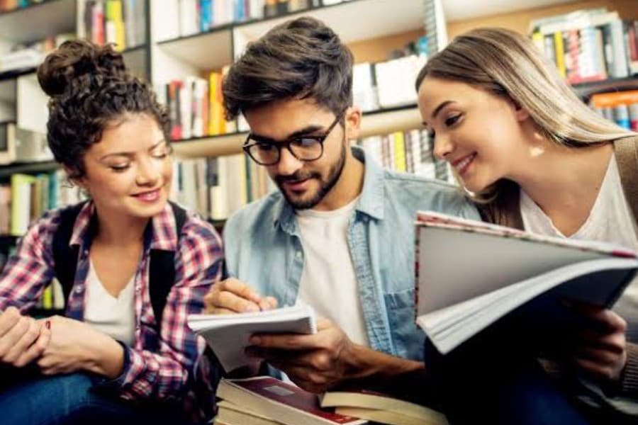 Dealing with cultural shocks in first year of university
