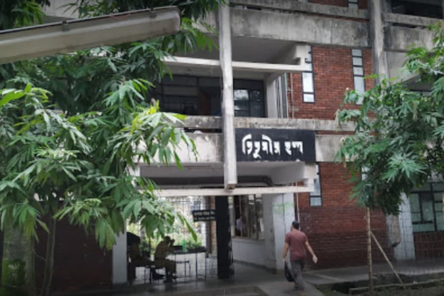 BUET suspends eight students from Titumir hall for ragging