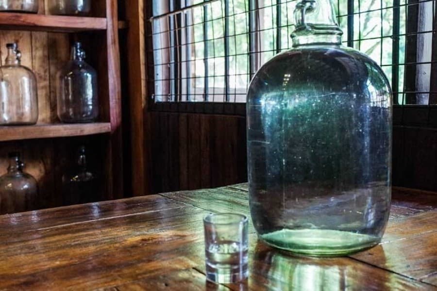 11 dead, 300 treated after drinking coconut wine in Philippines