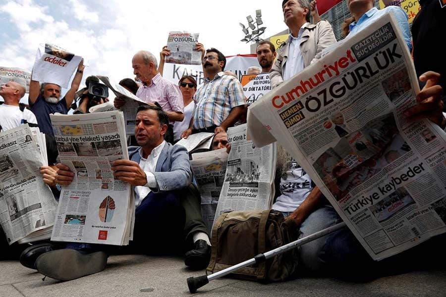 Turkey jails six journalists for supporting failed coup