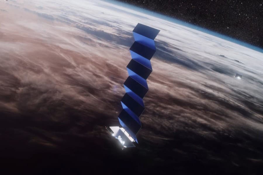 SpaceX sends 60 more Starlink satellites into orbit