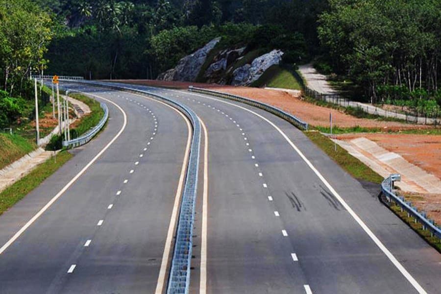 Indian builder to do 51km four-lane road