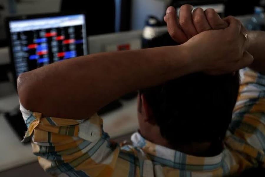 Modi's guarded stimulus unlikely to revive Indian growth