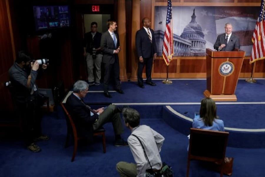 US Senate passes $2.0 trillion bill for 'strange and evil' coronavirus crisis