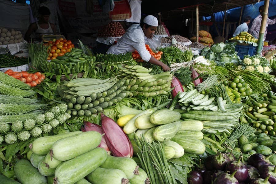 Kitchen markets see sharp fall in sales as customers stay indoors