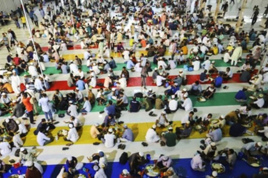 Bangladesh bans Iftar gatherings during Ramadan