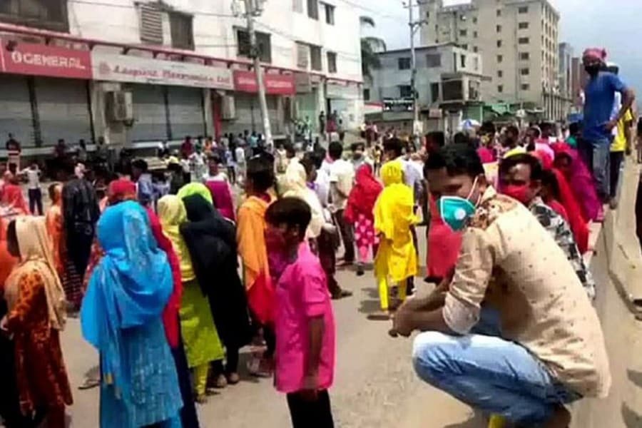 RMG workers protest for back pay in city