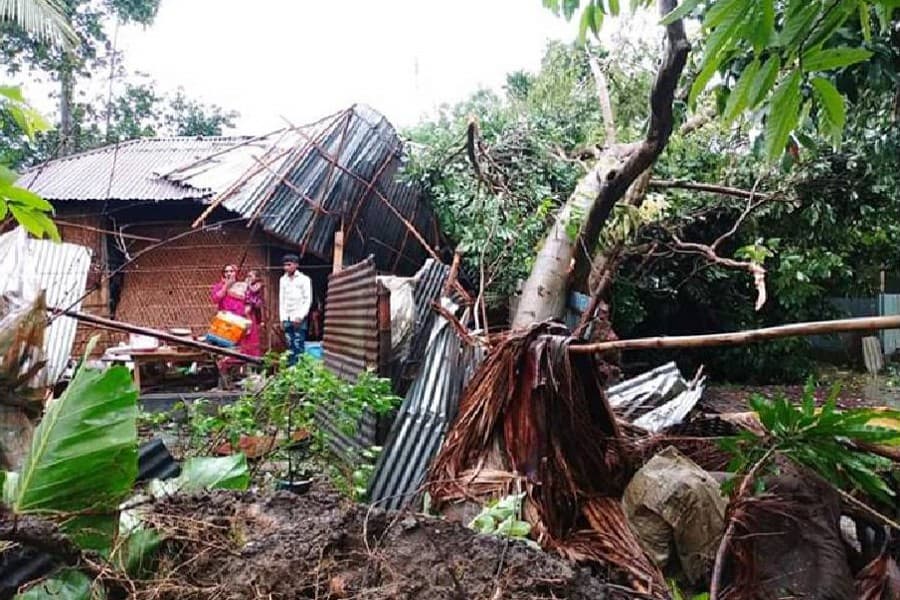 Nor’wester destroys dozens of houses in Lalmonirhat