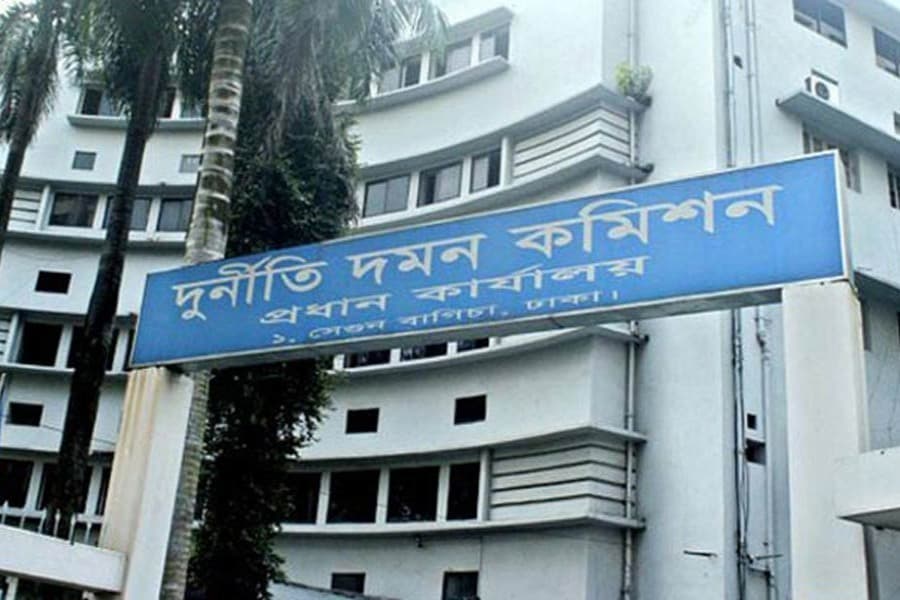 ACC sues former union chairman of corruption charges