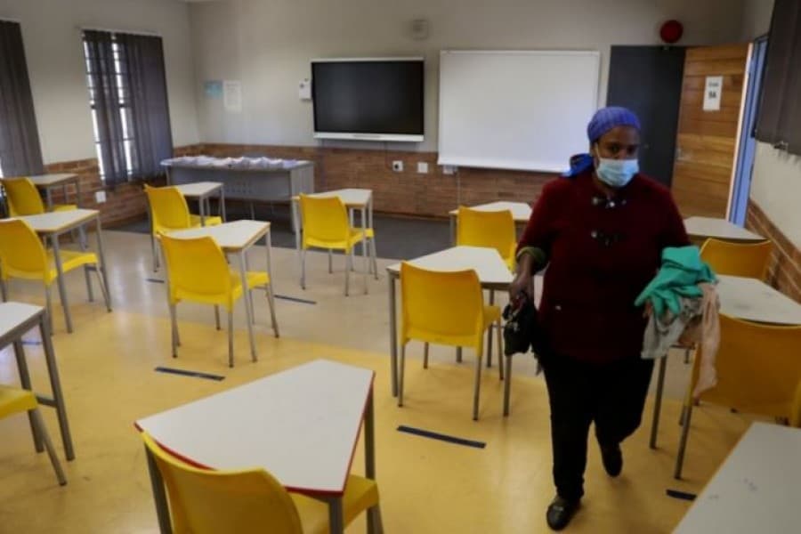 Schools re-open in South Africa after initial delay
