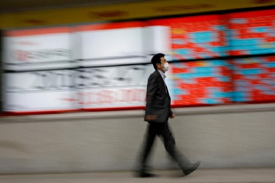 Asian stocks, oil fall as second wave fears grow
