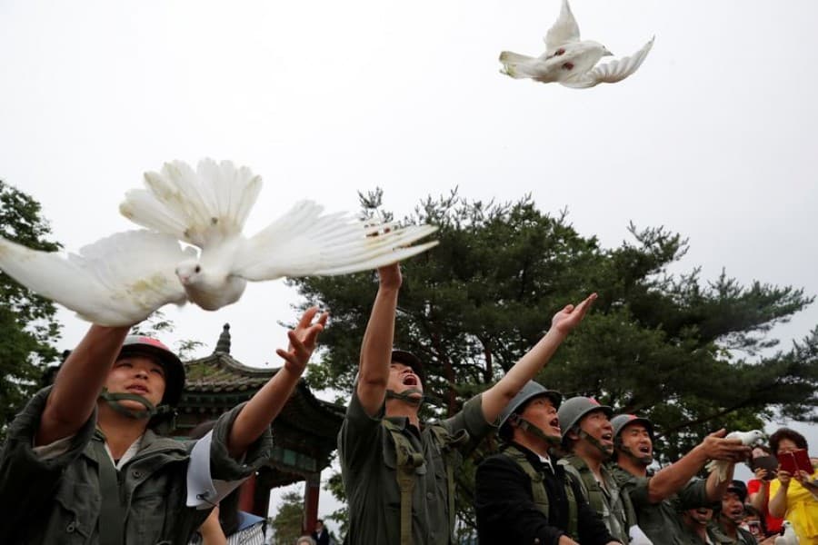 Divided Koreas mark 70 years since war began, but no treaty in sight