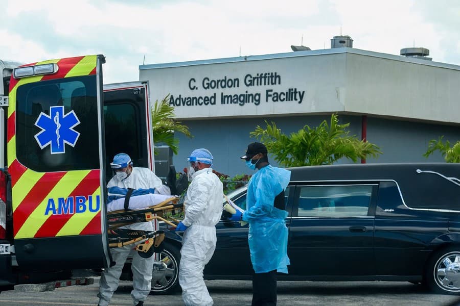 US coronavirus deaths top 1,100 for a third day in a row