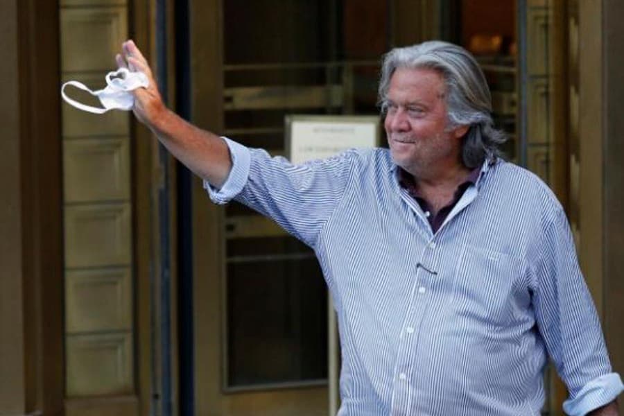 Ex-Trump adviser Steve Bannon arrested, charged with fraud