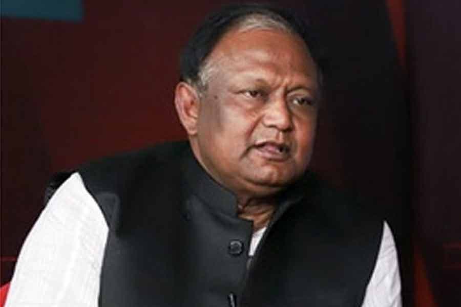 Increase tea export after meeting domestic demand: Commerce minister