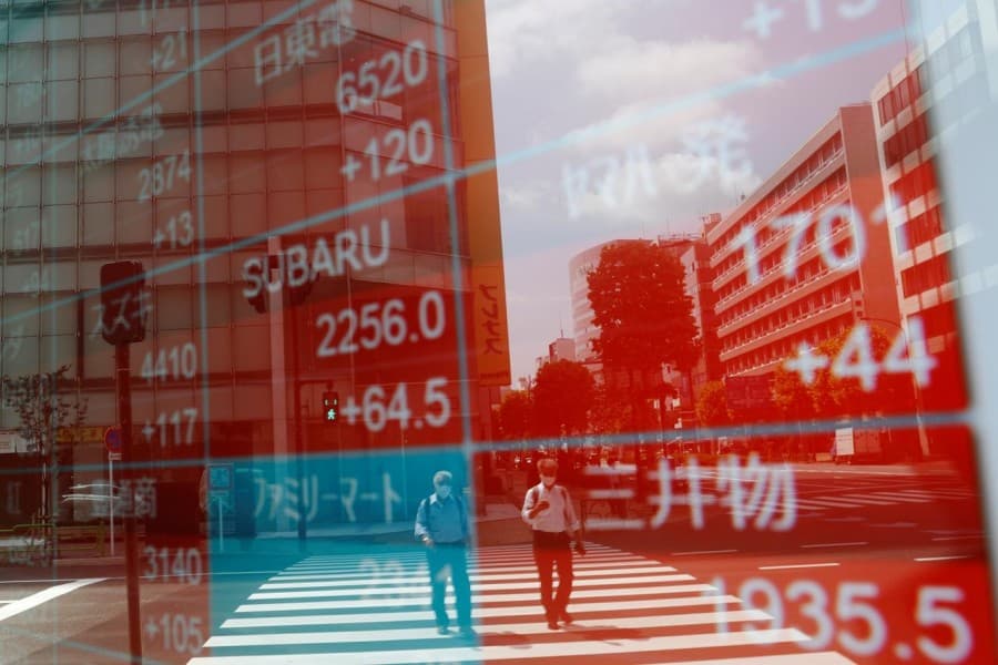 Asian shares fragile amid Covid-19 challenges