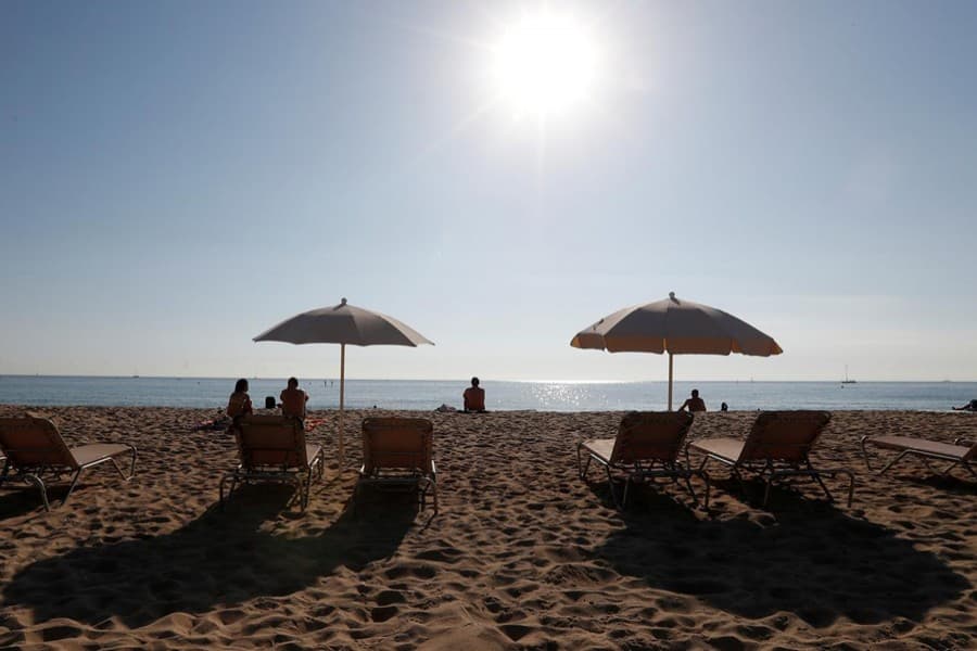 UN tourism body says international tourist arrivals drop 65pc