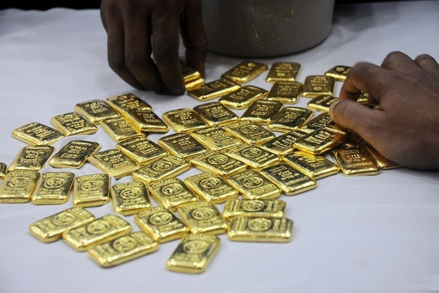 BGB seizes gold bars worth Tk 49.6 million in Jashore
