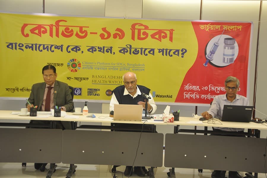 Experts stress transparency, accountability in Covid-19 vaccination