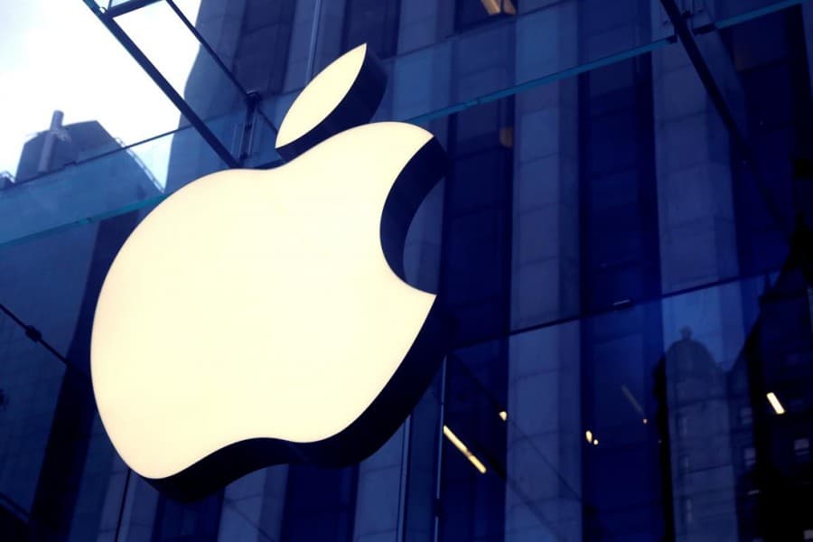 Apple aims at car production by 2024