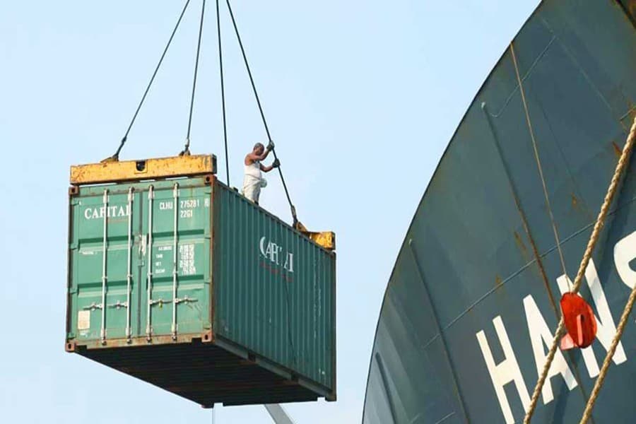Foreign trade scenario dismal though deficit narrows down by $2.1b in July-Nov