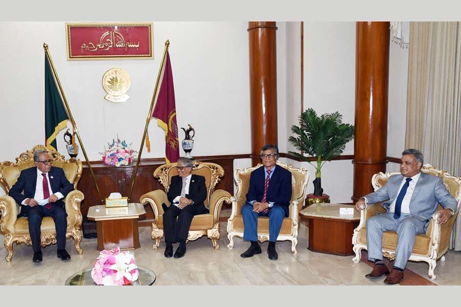President asks DU to prepare roadmap to overcome session jam