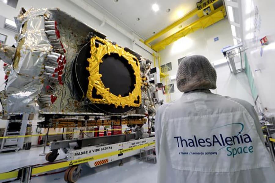 Telesat taps Thales Alenia Space for $3.0b deal to build low earth orbit satellites