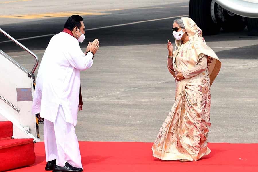 Sri Lanka wants to boost ties with Bangladesh, Rajapaksha says