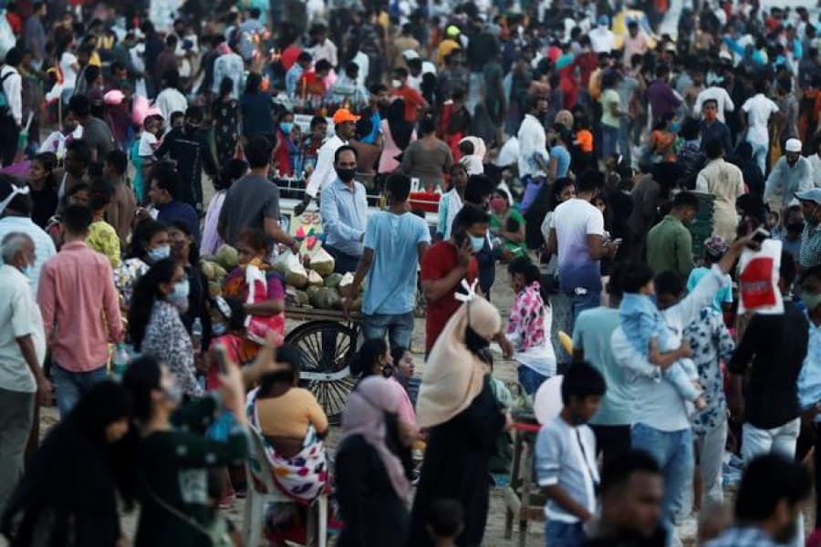 India's daily Covid-19 cases cross 100,000 mark for first time