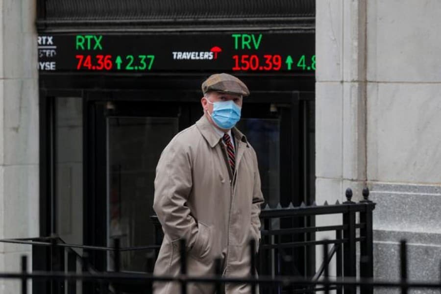 Investors keep faith in US value stocks as tech roars back