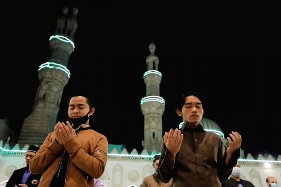 Egyptians celebrate Ramadan despite Covid-19 worries