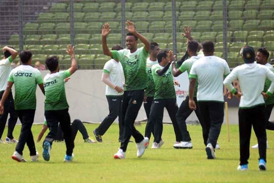 Tigers reach Sri Lanka's Kandy for two-match Test series