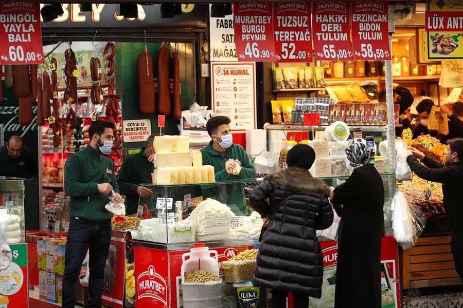 Food prices rise at rapid rate in more than a decade, FAO says