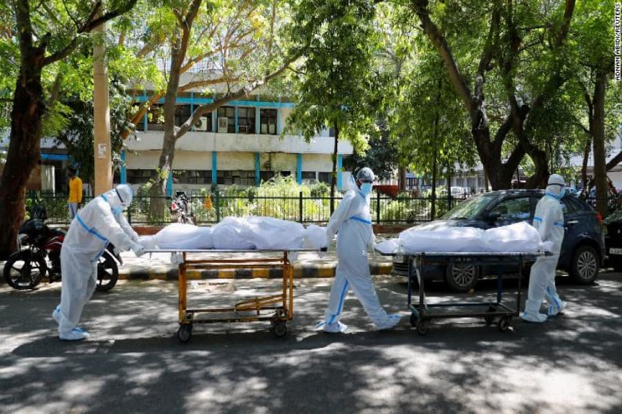 India records 70,421 COVID-19 cases, 3,921 deaths