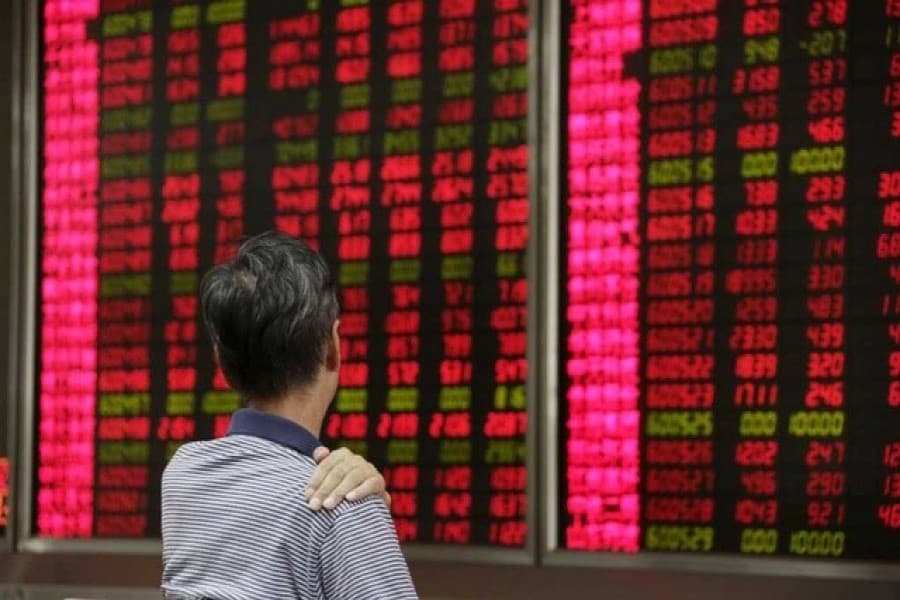 Asian shares hit 1-week lows on renewed virus scare