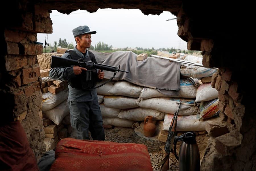 Western missions in Kabul now urge Taliban to halt fighting