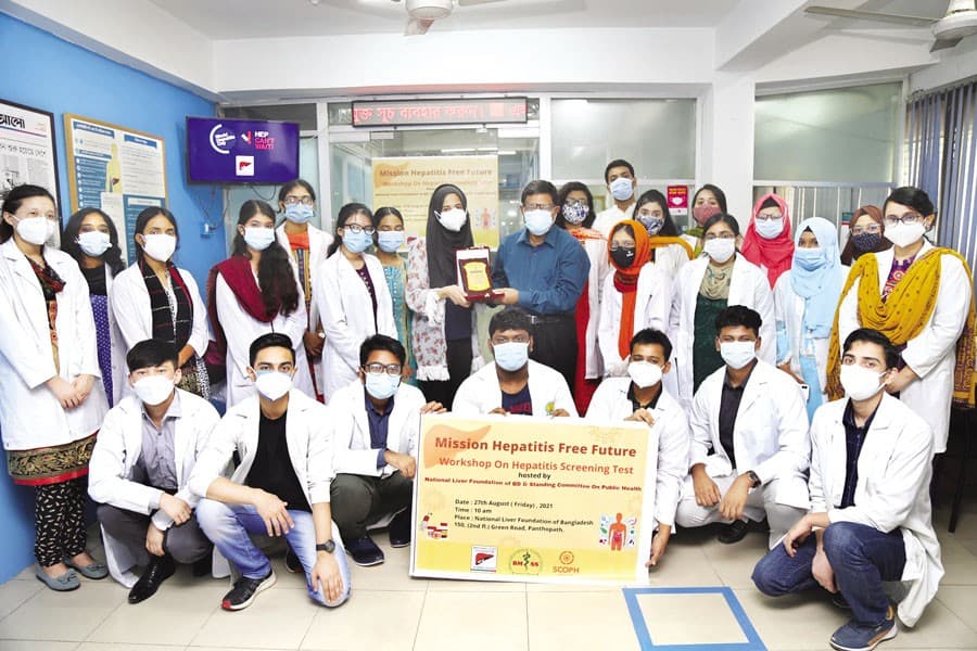Medical students learn hepatitis screening test