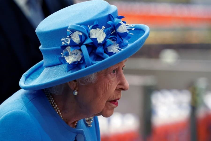 Queen Elizabeth says prayers for victims, survivors of 9/11