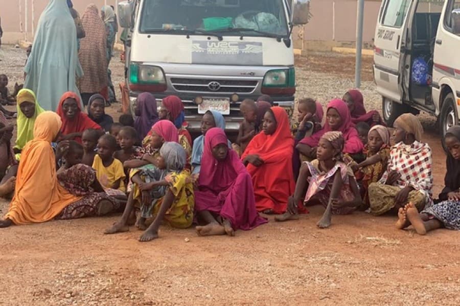 Nigerian women and children trek six days to escape from Islamists
