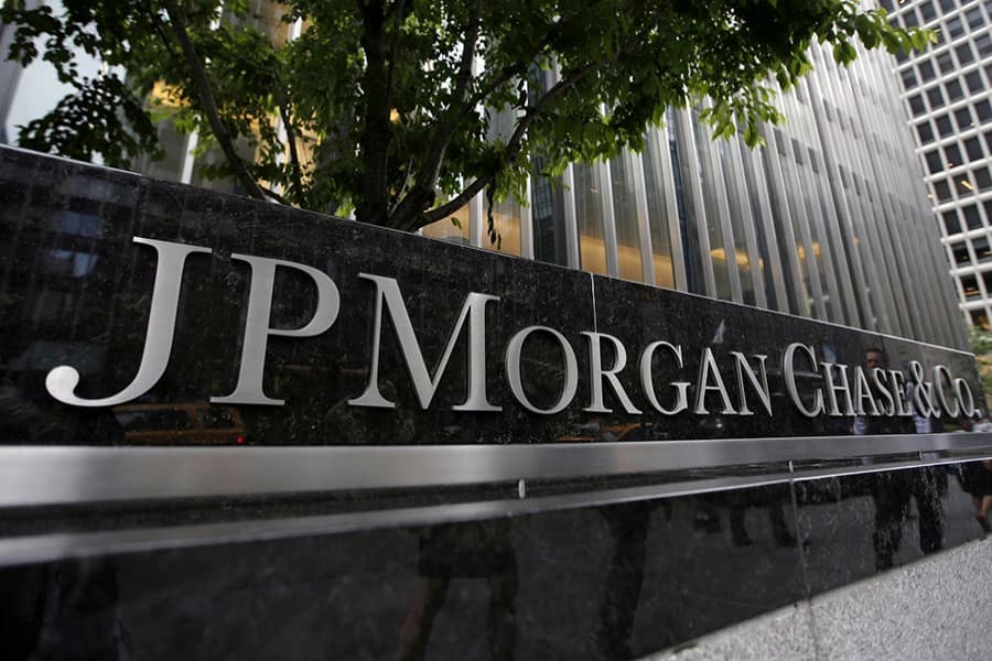 JPMorgan edges closer to leaving pandemic behind