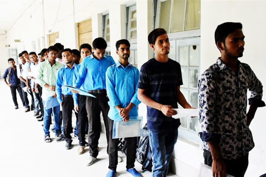Bangladesh ranks 14th in sending students to US