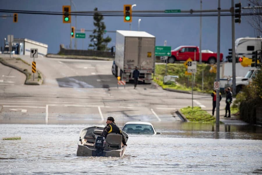 British Columbia witnesses death toll rising from massive flood; Ottawa promises aid