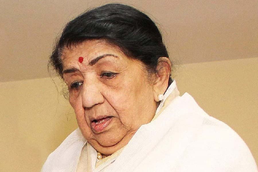 Lata Mangeshkar in ICU, tests positive for Covid-19