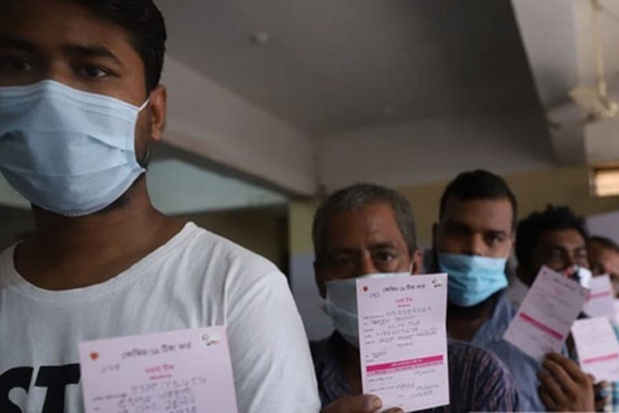 Visitors, workers must show vaccination certificates to enter Book Fair